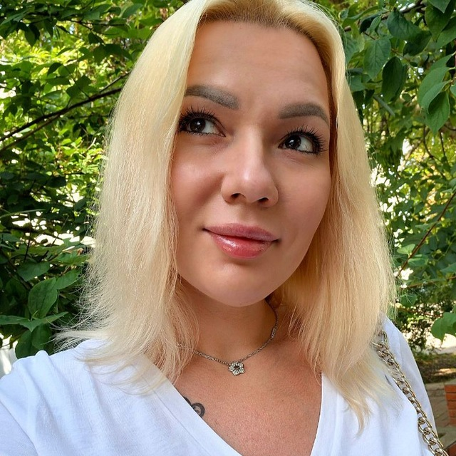Аліна Шешукова